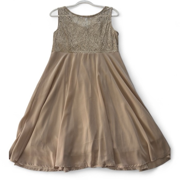 SHEIN Lace Bodice Midi Dress -Nude - Picture 3 of 8